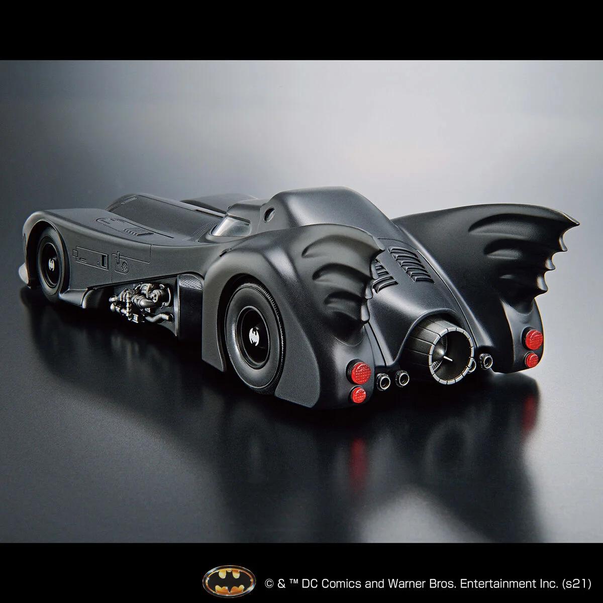 Bandai 1/35 Batmobile Batman Model Kit — official product photo 2