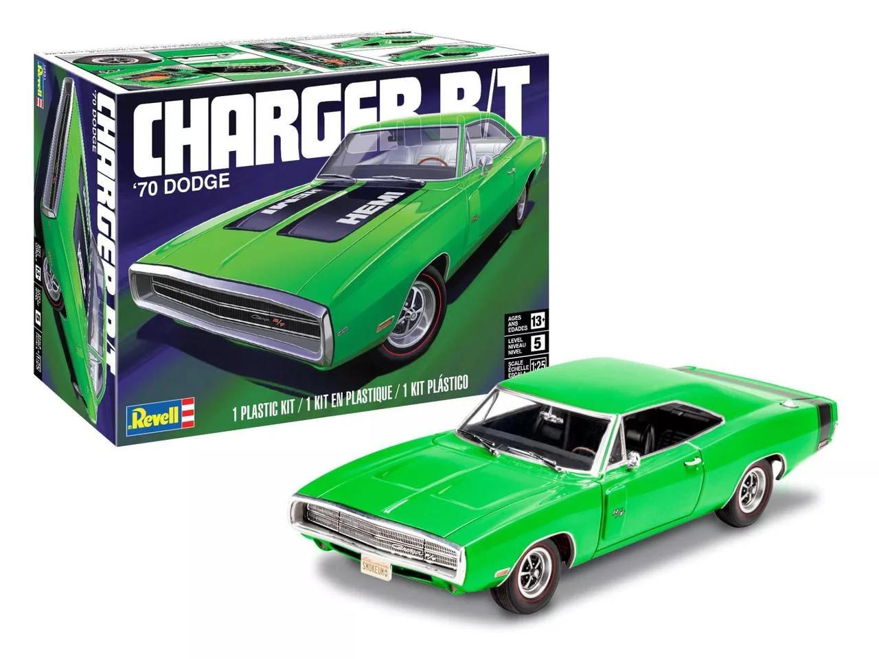 Revell 1/25 70 Dodge Charger R T Model Kit — official product photo 2