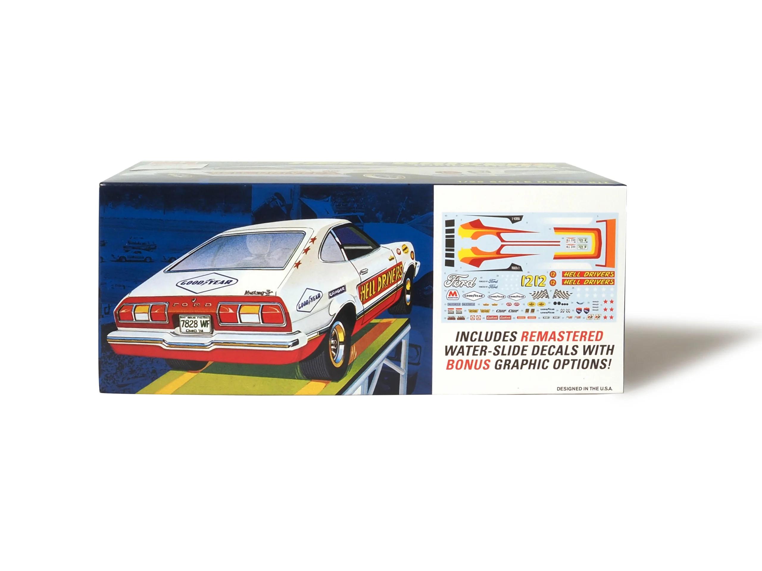 AMT 1/25 77 Ford Mustang Hells Drivers Model Kit — official product photo 3