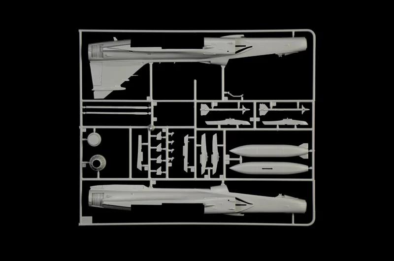 Italeri 1/48 Jas 39 Gripen Twin Seater Model Kit — official product photo 6