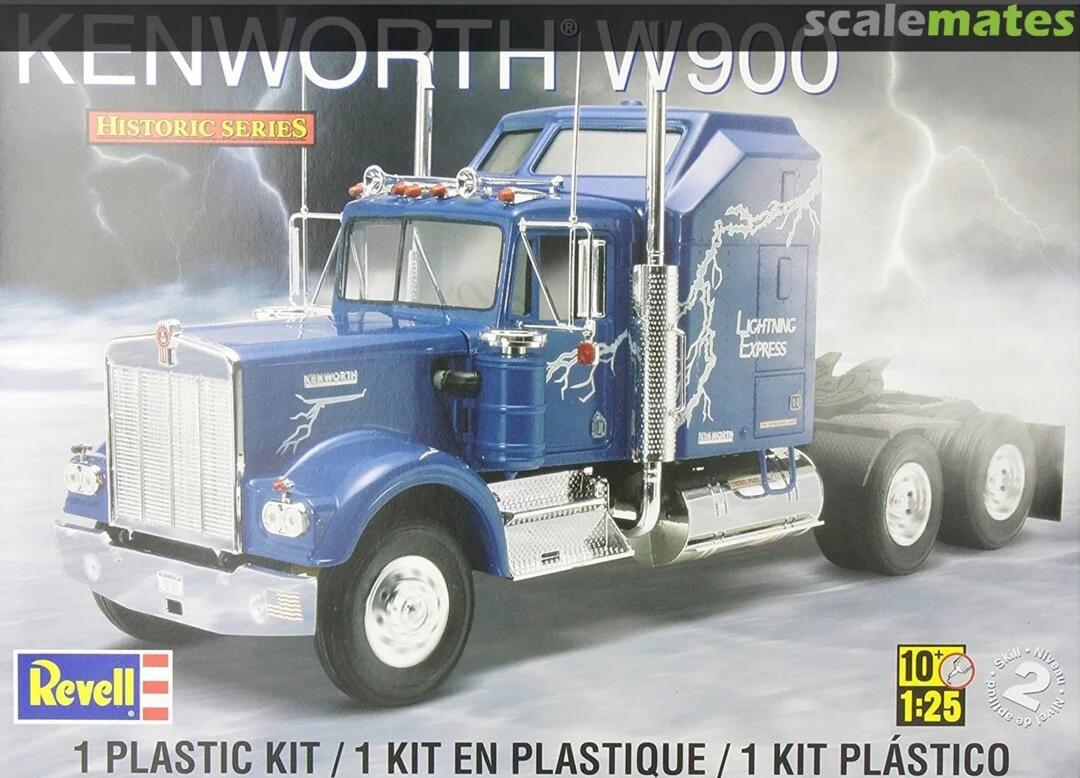 Revell 1/25 Kenworth W900 Model Kit — official product photo 1