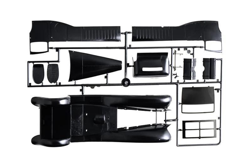 Italeri 1/24 Bugatti 41 Royale Coupe Napoleon Model Kit — official product photo 5
