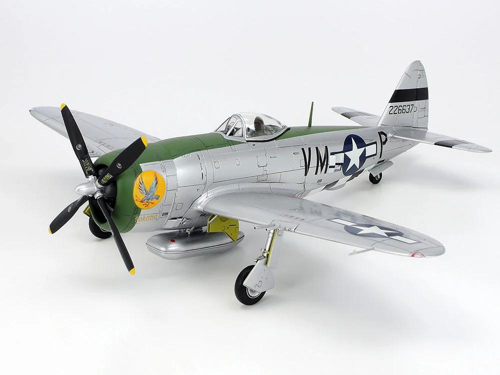 Tamiya 1/72 P-47D Thunderbolt Model Kit — official product photo 2