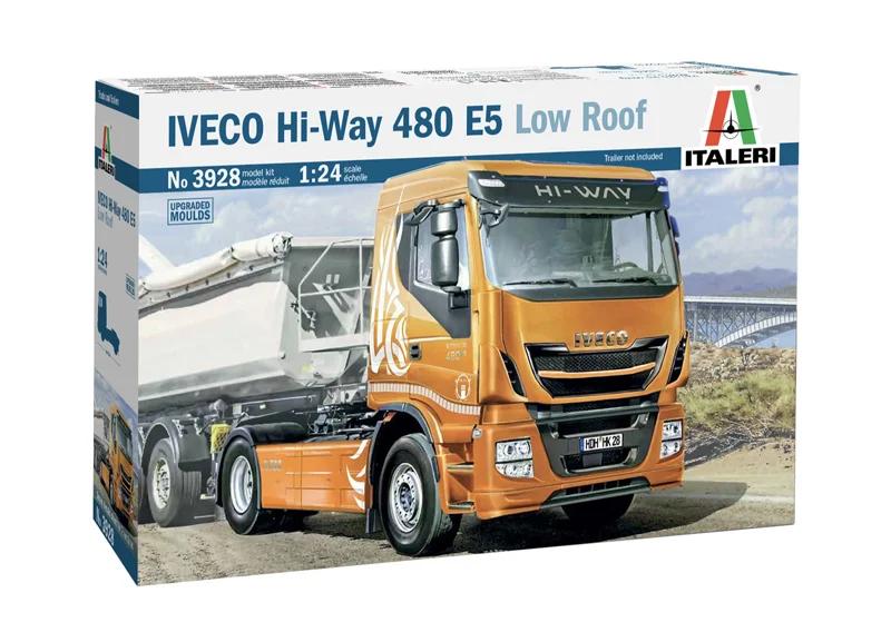 Italeri 1/24 Iveco Hi-way 480 E5 Model Kit — official product photo 2