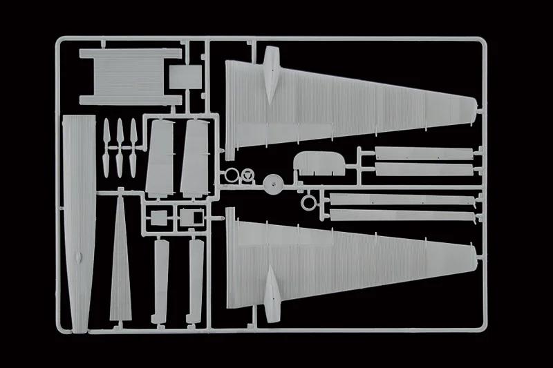 Italeri 1/72 JU-52 Lufthansa Civilian Model Kit — official product photo 6