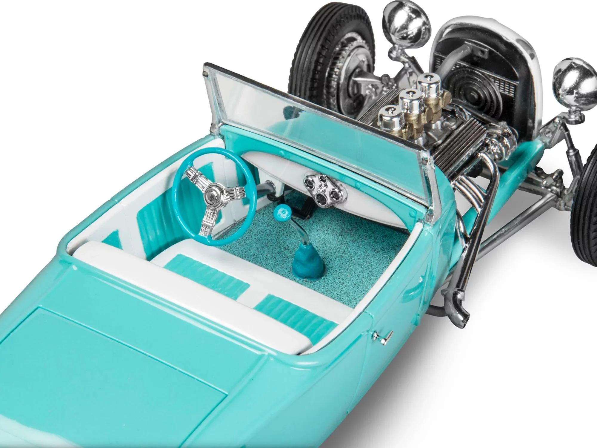 Revell 1/25 29 Roadster Model Kit — official product photo 6