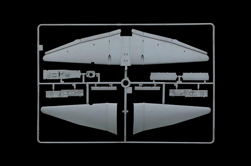 Italeri Ju87b2 R2 Picchiatello Bmbr 48 Model Kit — official product photo 6