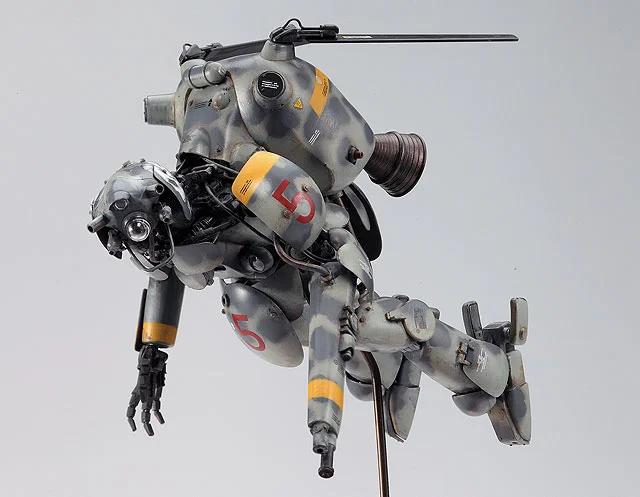 Hasegawa Space Humanoid Unmanned Interceptor Model Kit — official product photo 3