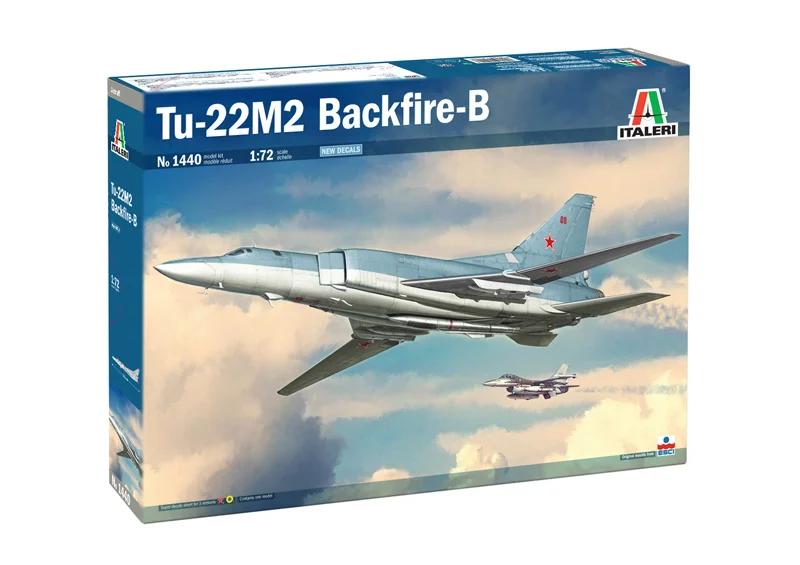 Italeri 1/72 TU-22M2 Backfire -b Model Kit — box art