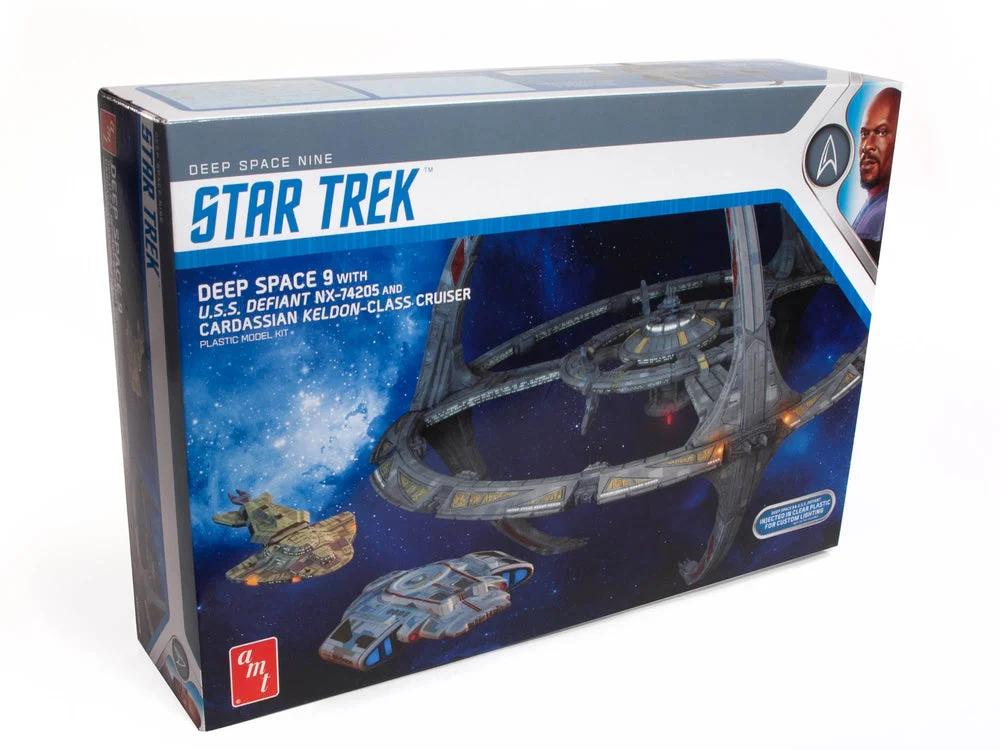 AMT Star Trek Deep Space Nine Model Kit — official product photo 1
