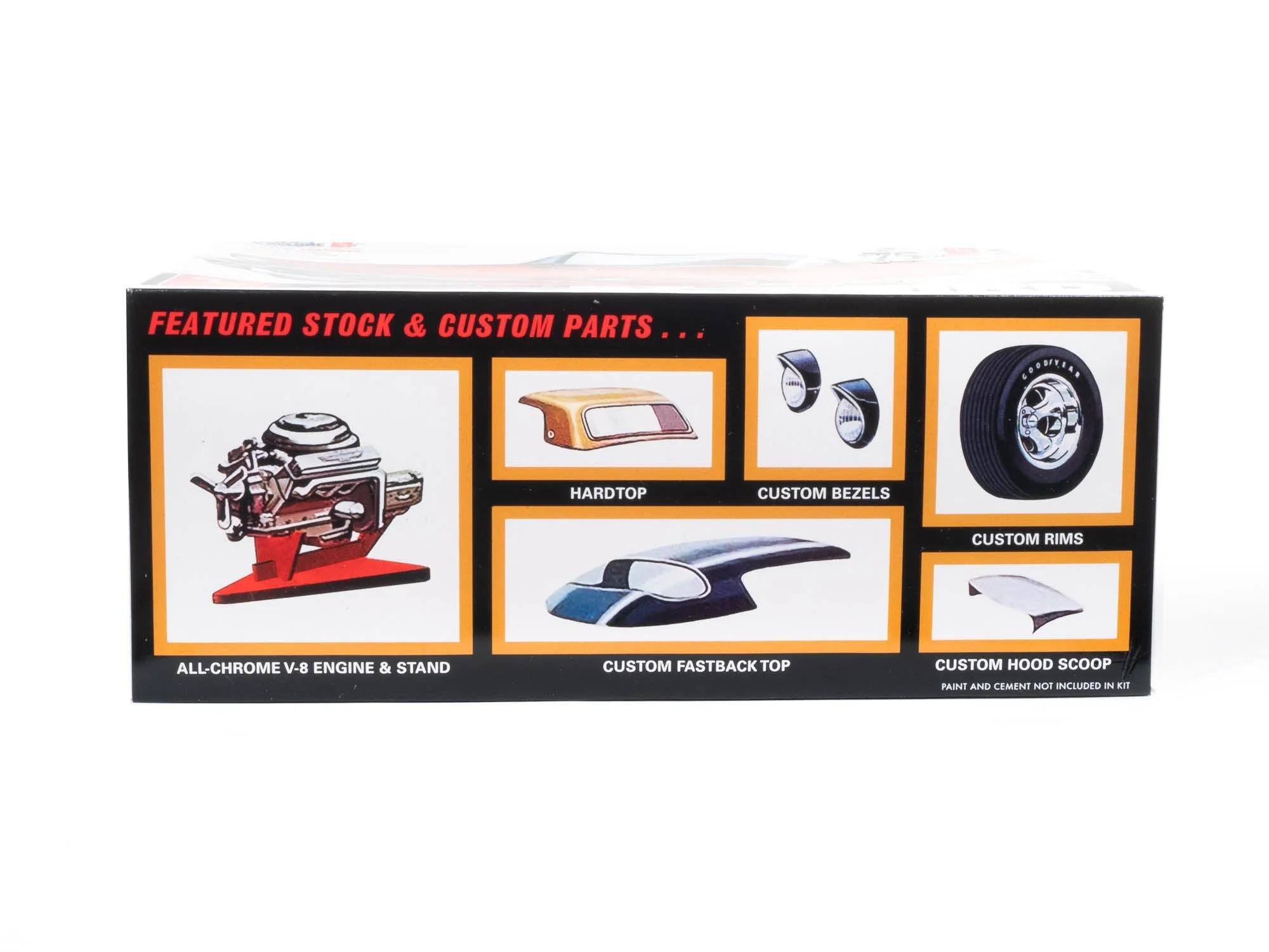 AMT 1/25 57 Ford Thunderbird Model Kit — official product photo 4