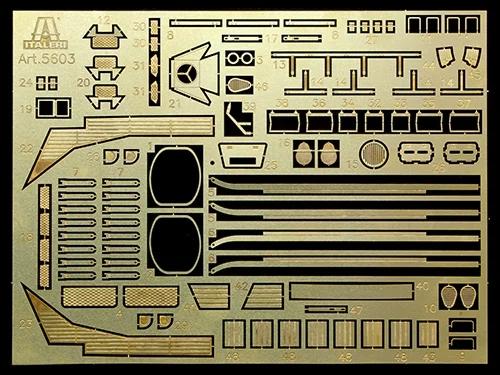 Italeri 1/35 Schnellboot S100 Model Kit — official product photo 3