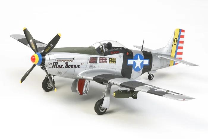 Tamiya 1/32 P-51D K Pacific Theater Model Kit — box art