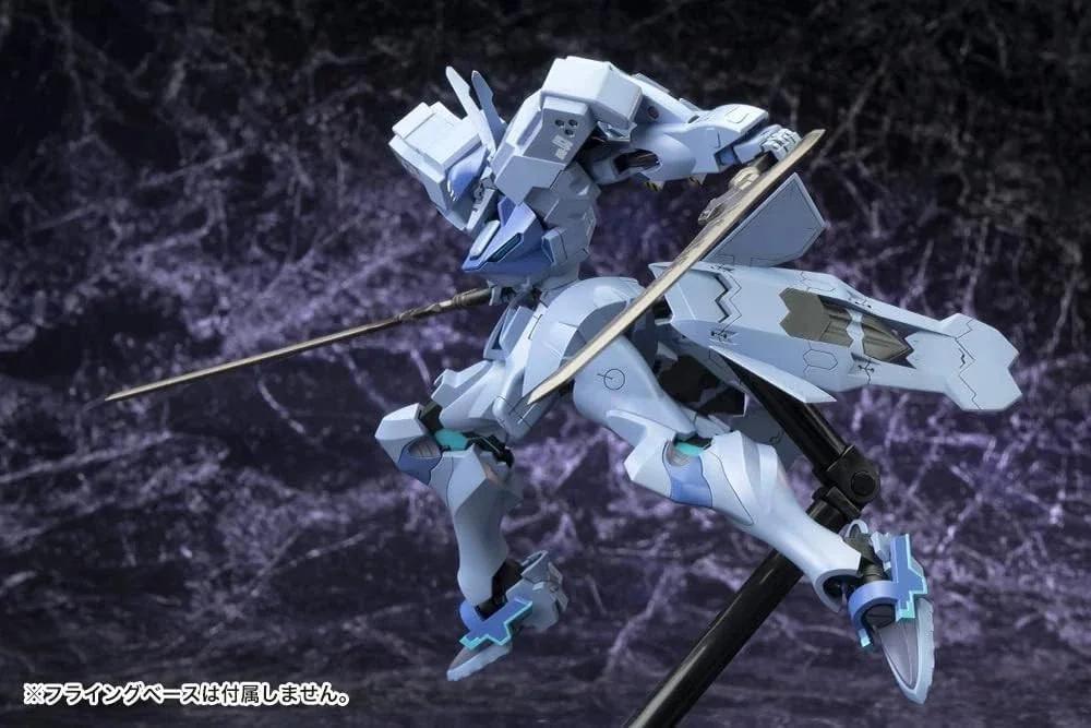 1/144 Shiranui Isumi Valkyries — official product photo 1