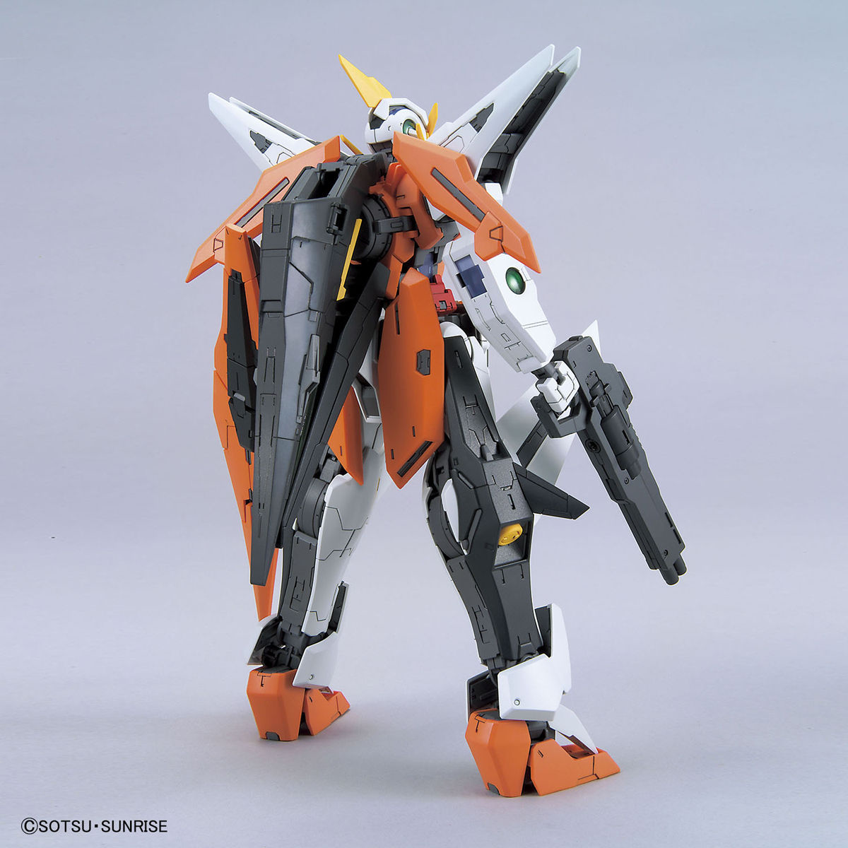 Bandai 1/100 MG Gundam Kyrios - Image 3 of 11