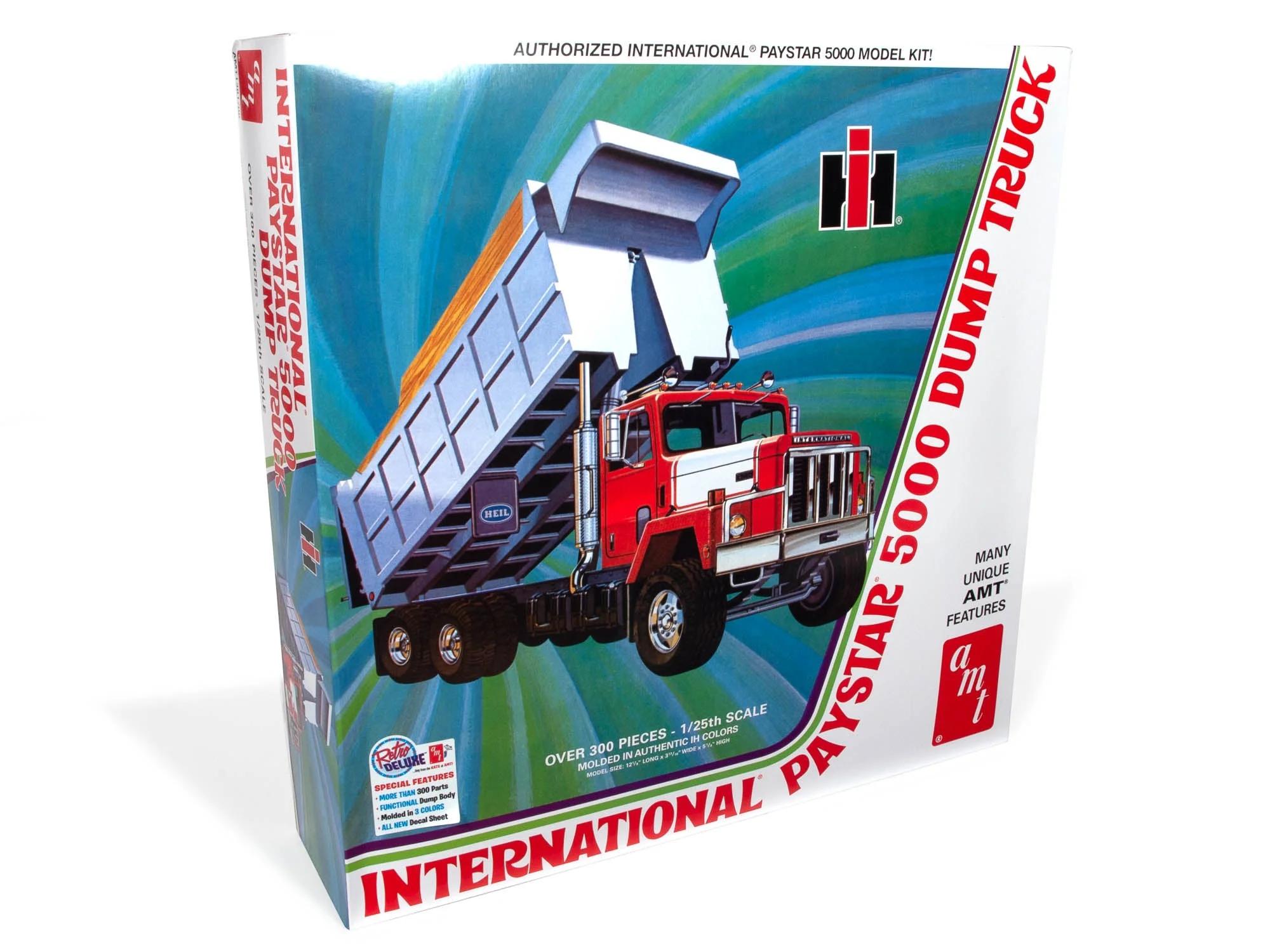 AMT 1/25 Ih Paystar 5000 Dump Truck Model Kit — official product photo 1