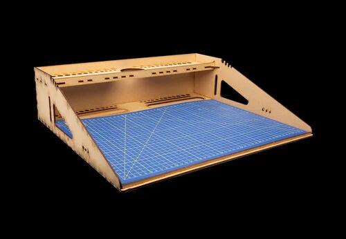 Italeri Workstation Modeling Model Kit — box art