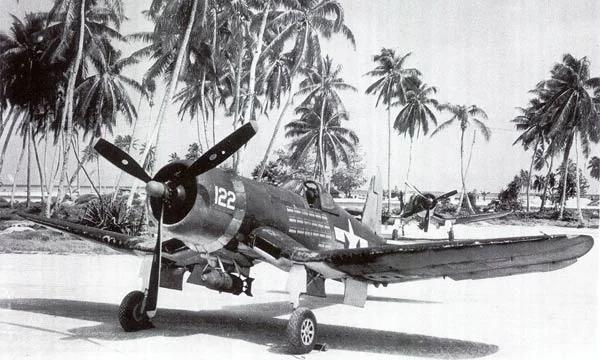 Tamiya 1/32 Vought F4u-1a Corsair Model Kit — box art