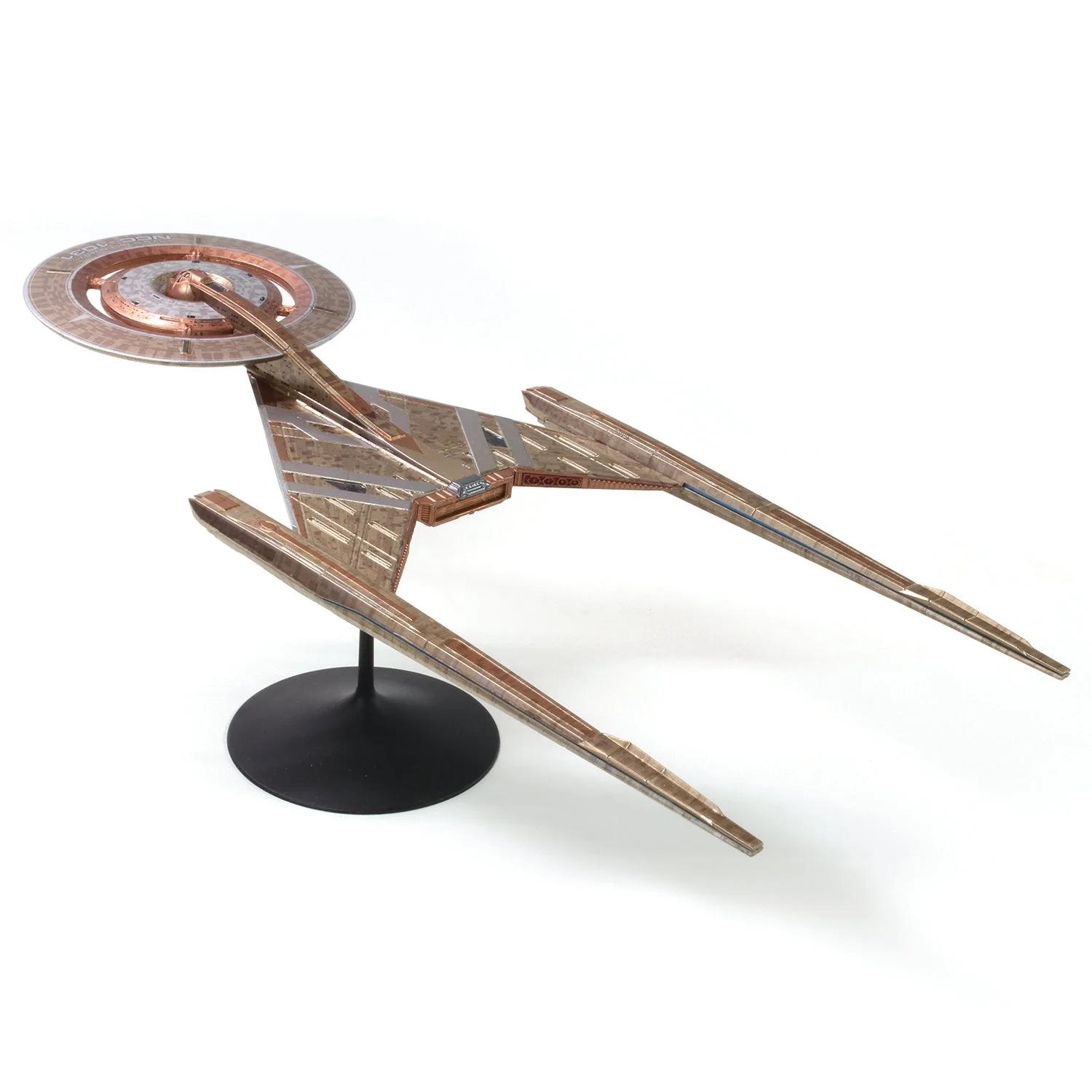 Polar Lights 1/2500 NCC-1031 Star Trek Uss Discovery Model Kit — official product photo 5