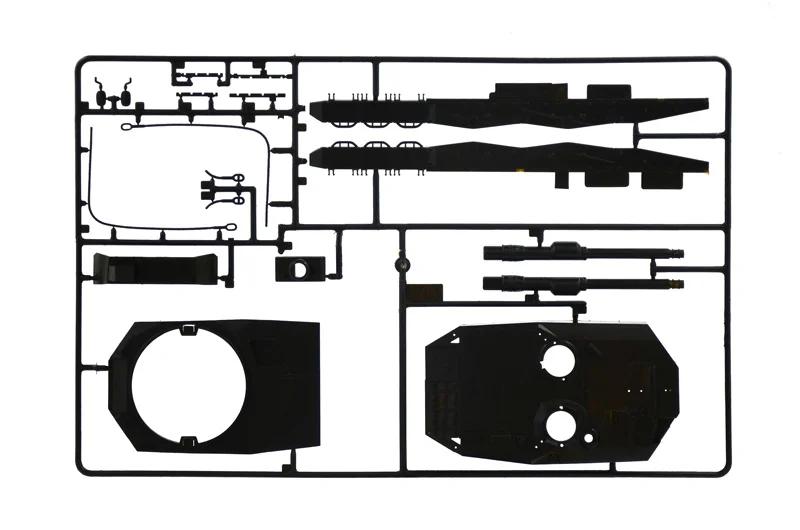 Italeri 1/35 Leopard 2a4 Tank Model Kit — official product photo 6