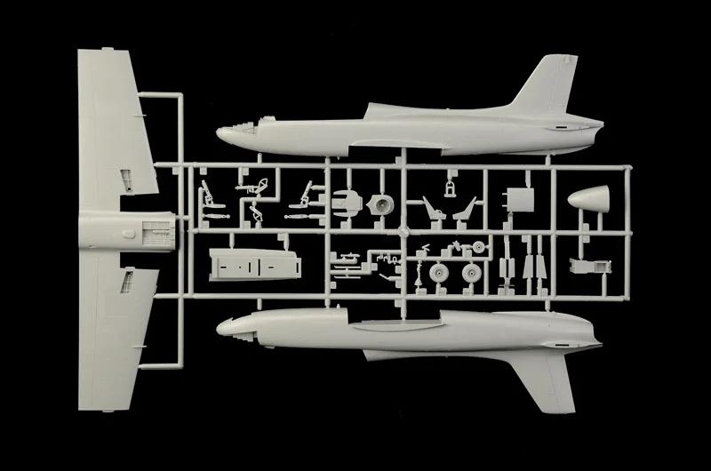 Italeri 1/48 Aermacci Mb 326 Model Kit — official product photo 6