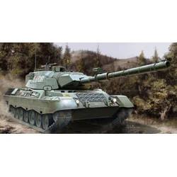 Italeri 1/35 Leopard 1a5 Model Kit — box art