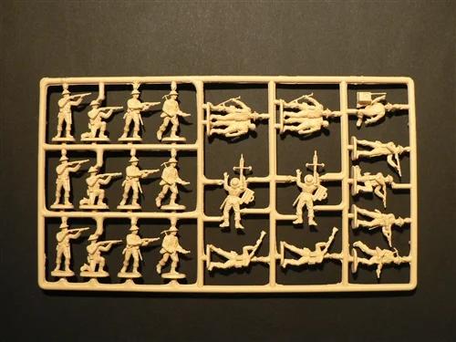 Italeri 1/72 WWII British Infantry Model Kit — official product photo 3