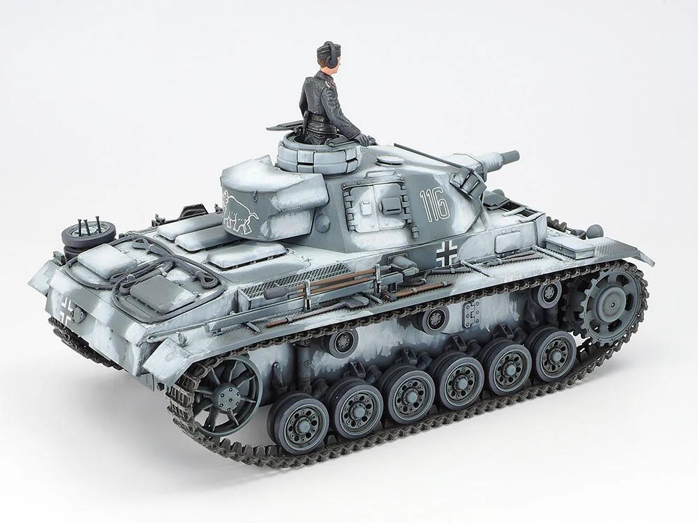 Tamiya 1/35 German Pz Kpfw III Ausf N Model Kit — official product photo 2