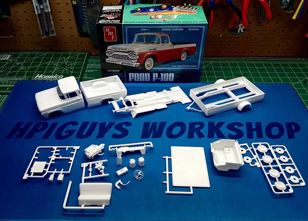 AMT 1/25 F-100 60 Ford Pickup W Trailer Model Kit — official product photo 3