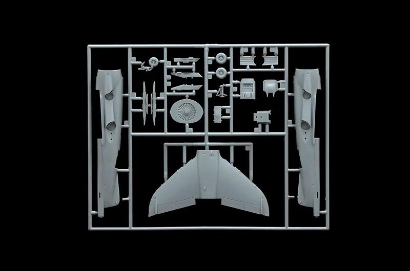 Italeri 1/72 Harrier Gr3 Fighter Model Kit — official product photo 5
