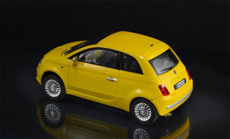 Italeri 1/24 Fiat 5002007 Model Kit — official product photo 5