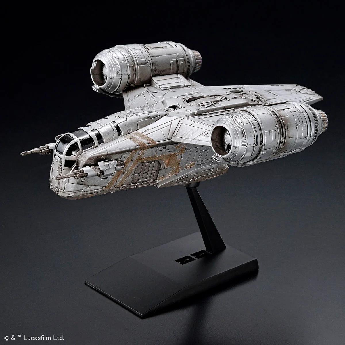Bandai Razor Crest Mandalorian Model Kit — official product photo 2