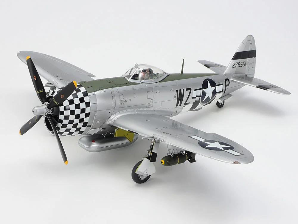 Tamiya P-47D Thunderbolt Bubbletop 48 Model Kit — official product photo 1