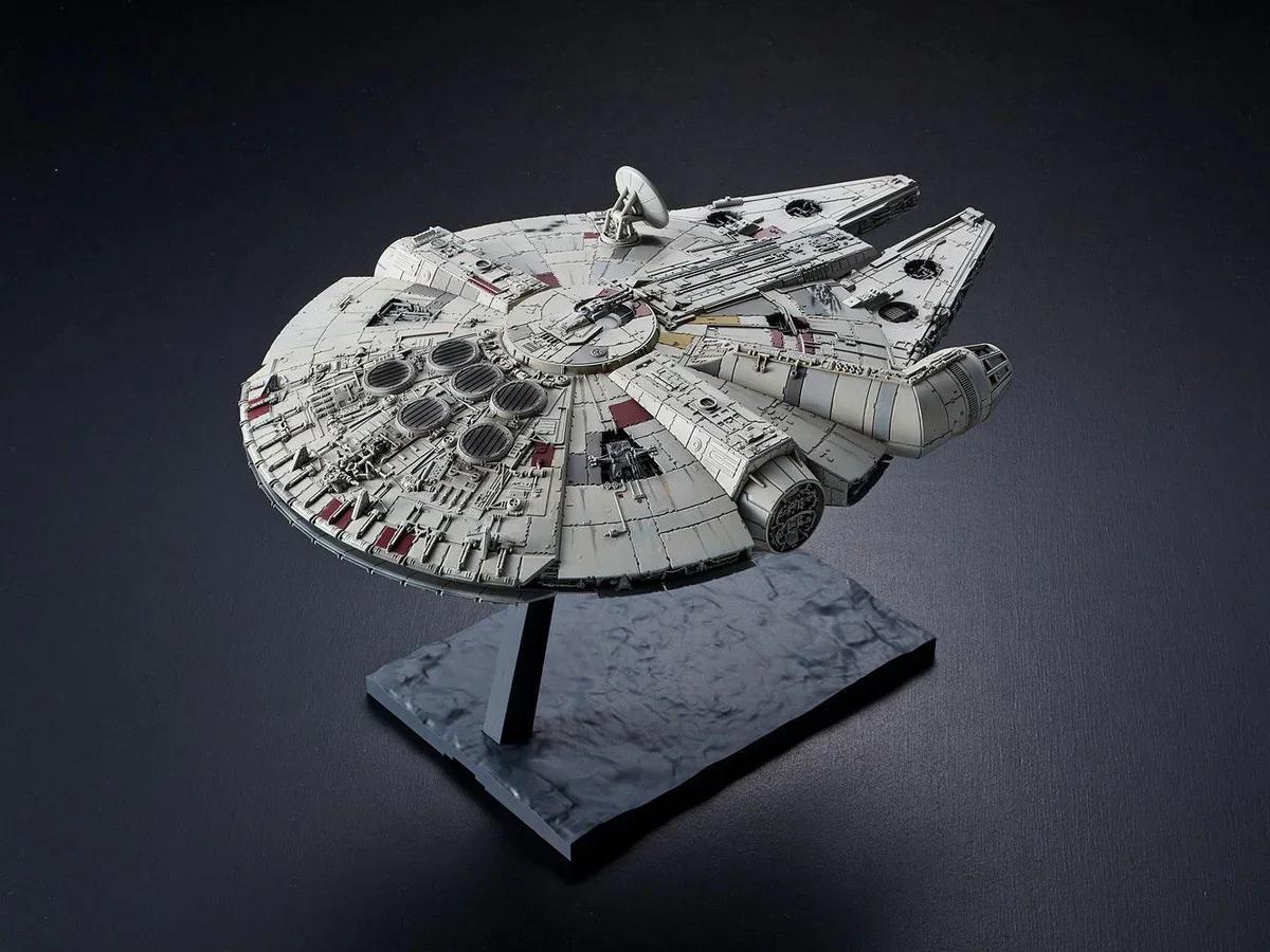 Bandai 1/144 Millennium Falcon Rise Skywalker Model Kit — product photo 8