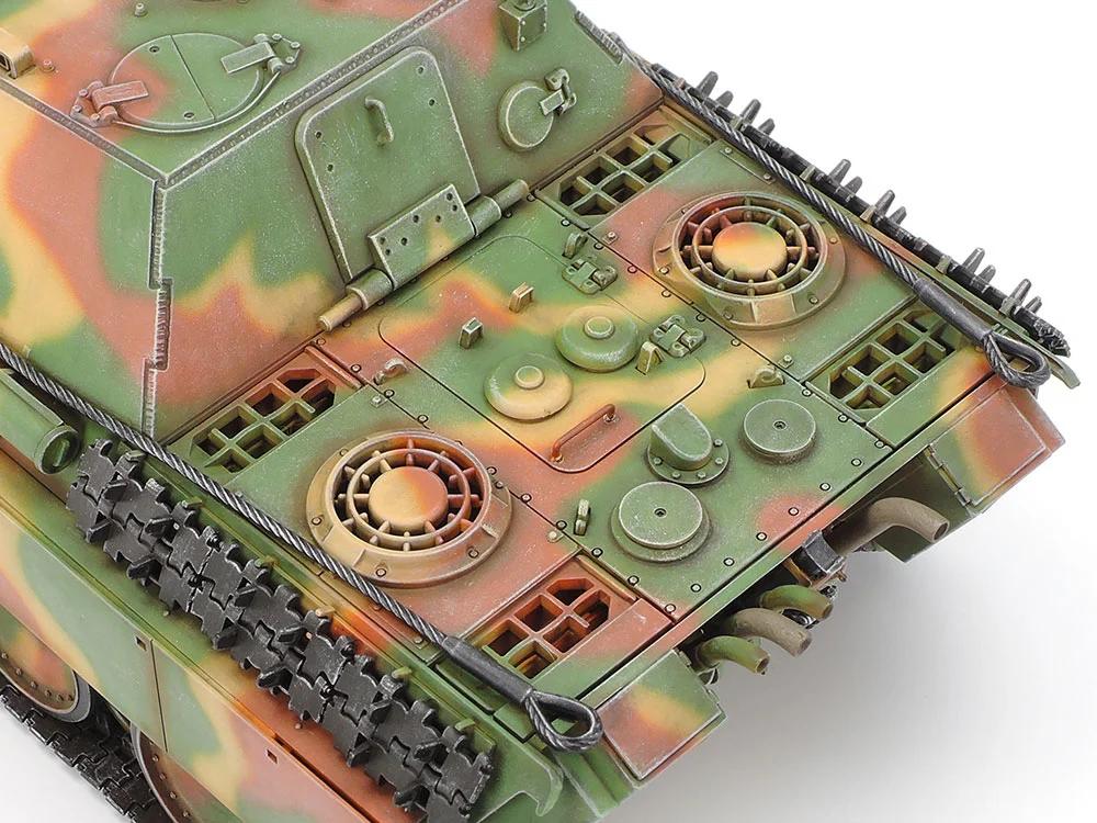 Tamiya 1/35 German Jagdpanther Late Model Kit — official product photo 4