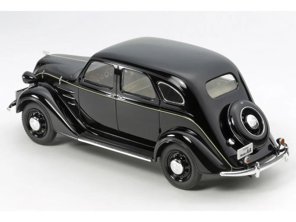 Tamiya 1/24 Toyota Aa Model Kit — official product photo 2