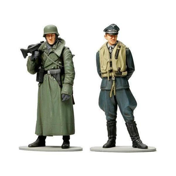 Tamiya 1/35 German Gunner Ace Pilot Model Kit — official product photo 2