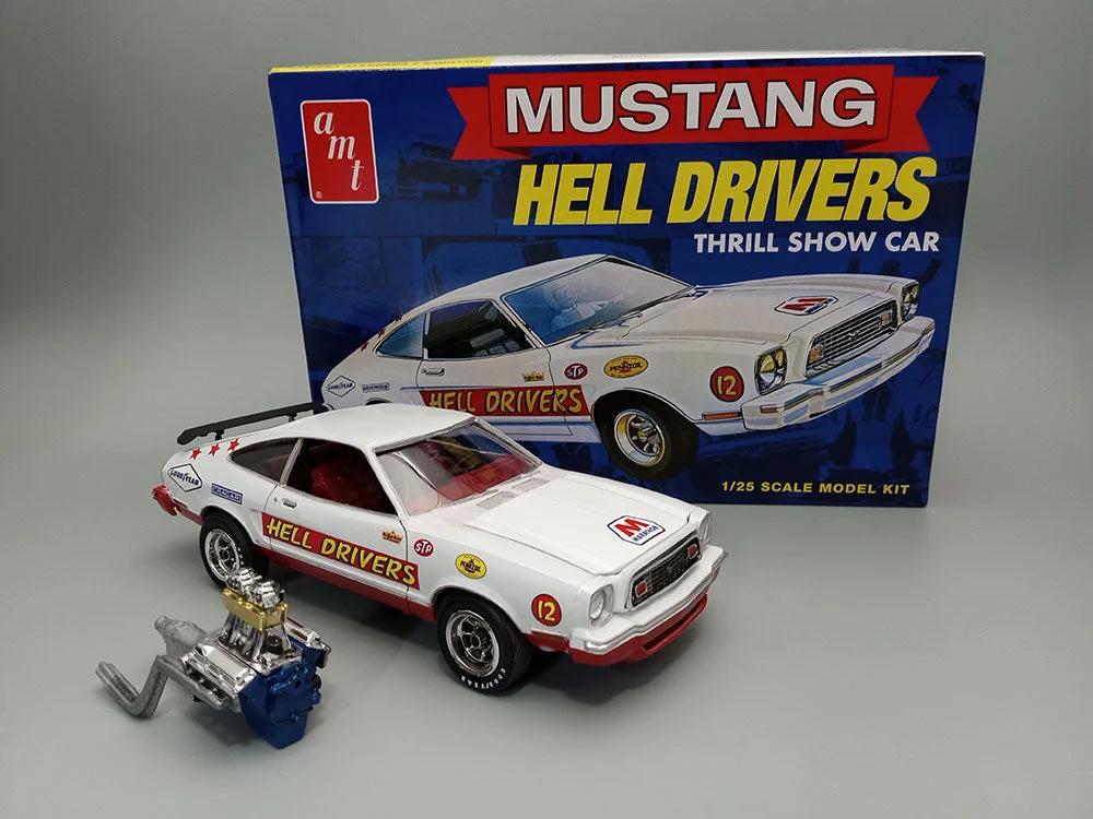 AMT 1/25 77 Ford Mustang Hells Drivers Model Kit — official product photo 2
