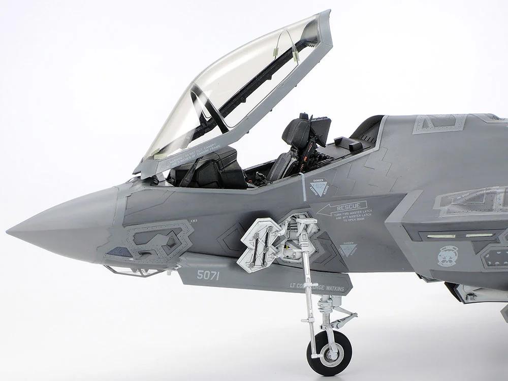 Tamiya 1/48 F-35A Lockheed Lightning II Model Kit — official product photo 3