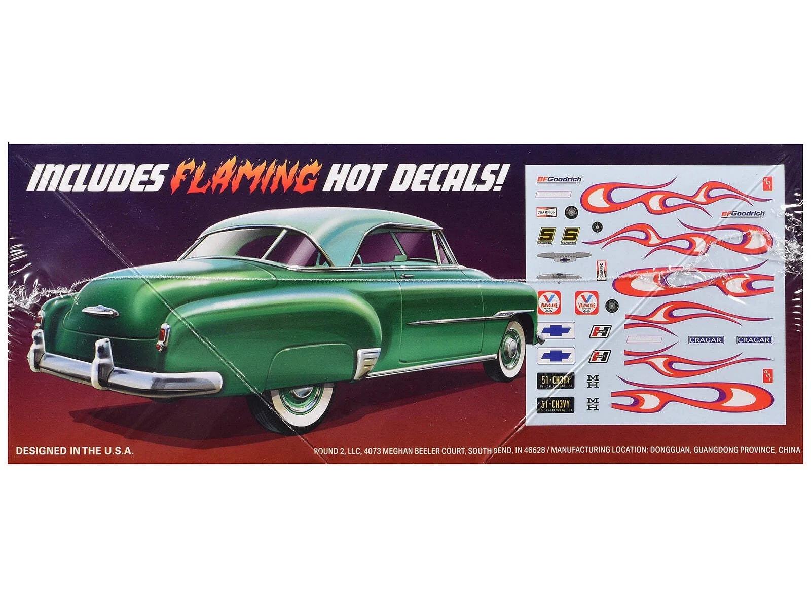 AMT 1/25 1951 Chevy Custom Cruiser Model Kit — official product photo 1