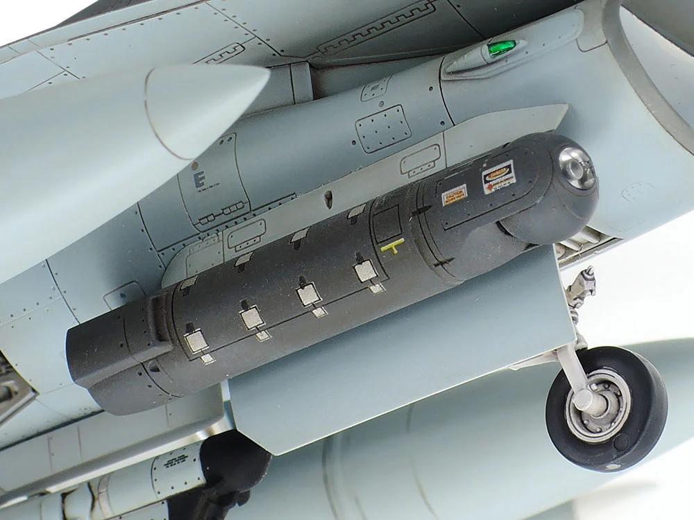 Tamiya 1/48 F-16C Block 25 32 Falcon Model Kit — official product photo 6