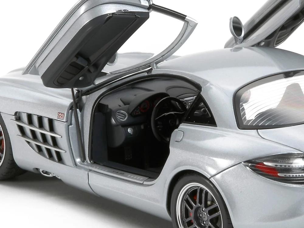 Tamiya 1/24 Mercedes Benz Slr722 Model Kit — official product photo 3