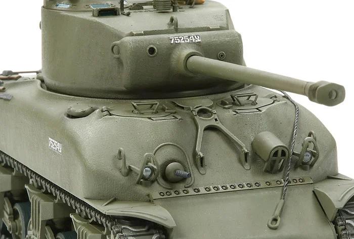 Tamiya 1/35 Israeli M1 Super Sherman Model Kit — official product photo 3