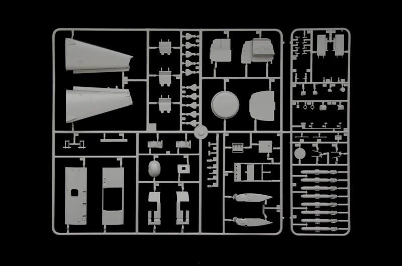 Italeri 1/72 AW-101 Merlin Hm 1 Model Kit — official product photo 6