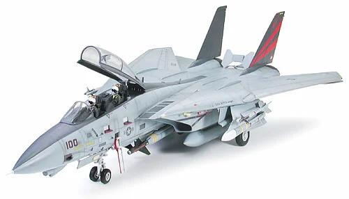 Tamiya 1/32 F-14A Black Knights Model Kit — box art