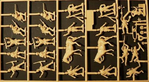 Italeri 1/72 Russian Infantry Ww-ii Model Kit — official product photo 2