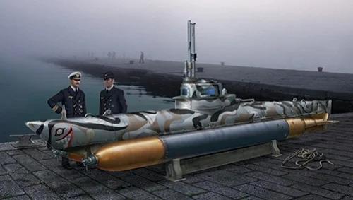 Italeri 1/35 Midget Submarine Biber Model Kit — box art
