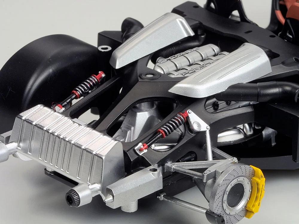 Tamiya 1/24 Porsche Carrera Gt Model Kit — official product photo 5