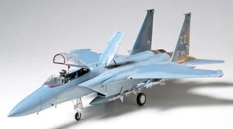 Tamiya 1/32 F-15C Mcdonnell Eagle Model Kit — box art