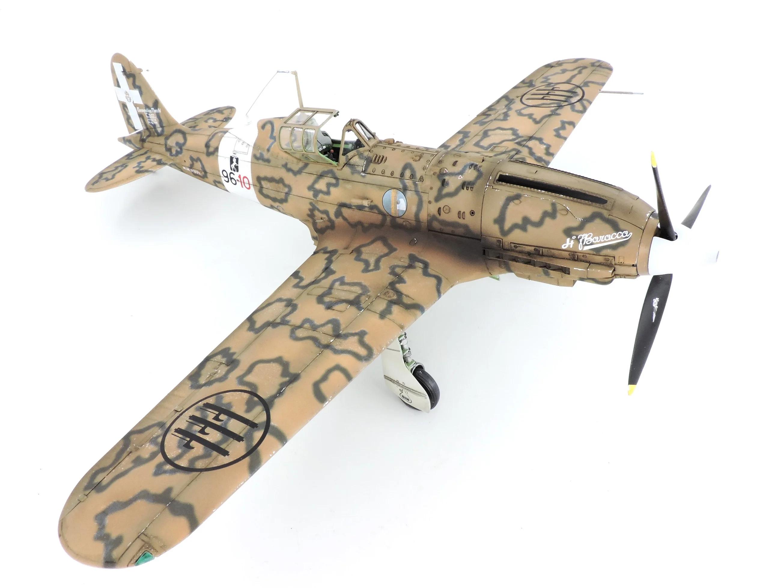 Italeri 1/32 Macchi M C 202 Folgore Model Kit — official product photo 2
